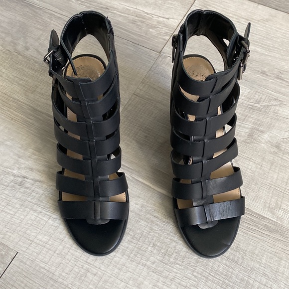 Vince Camuto “Javrina” Heel - Picture 3 of 10